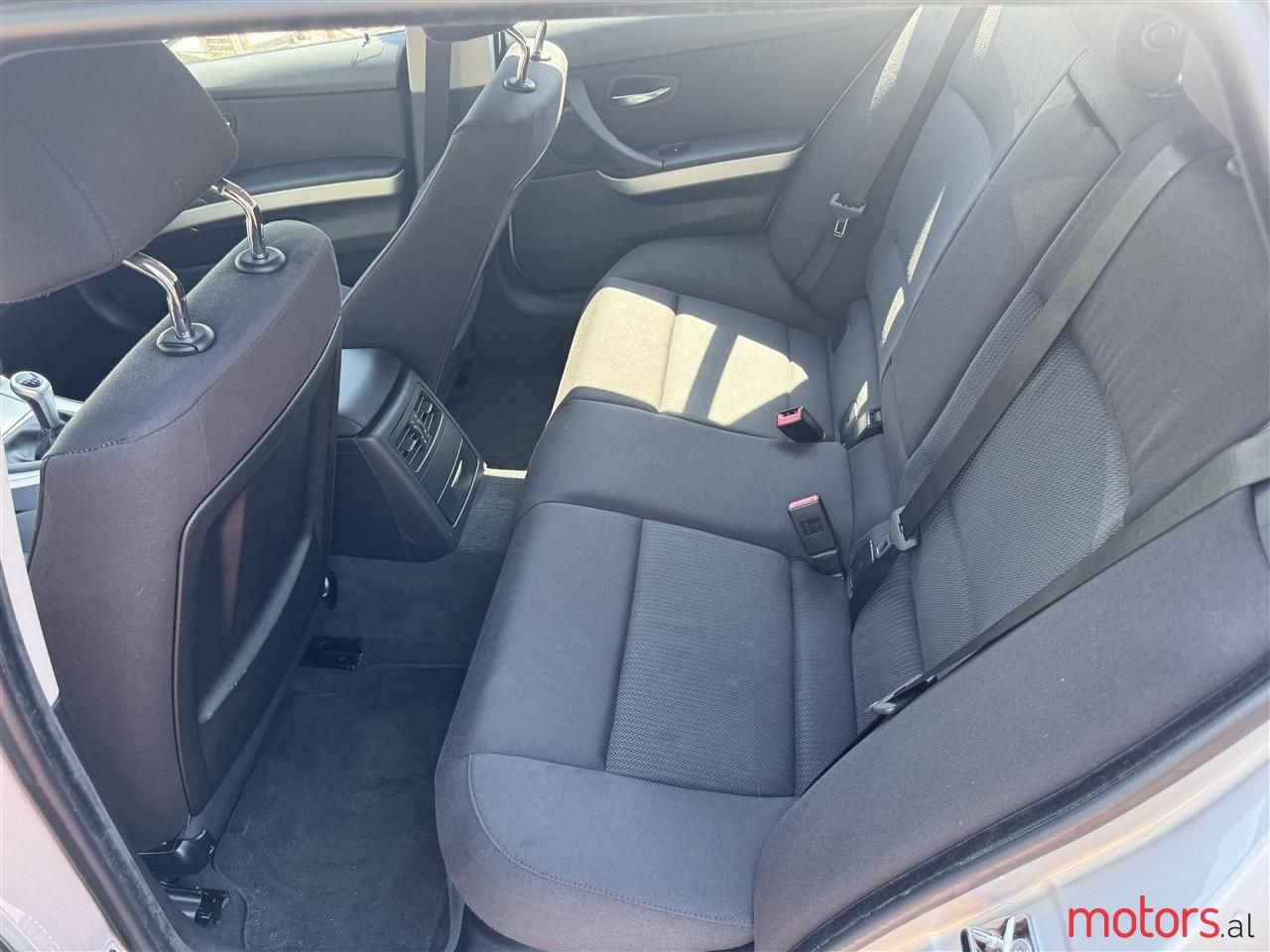 2008' BMW 318 photo #4