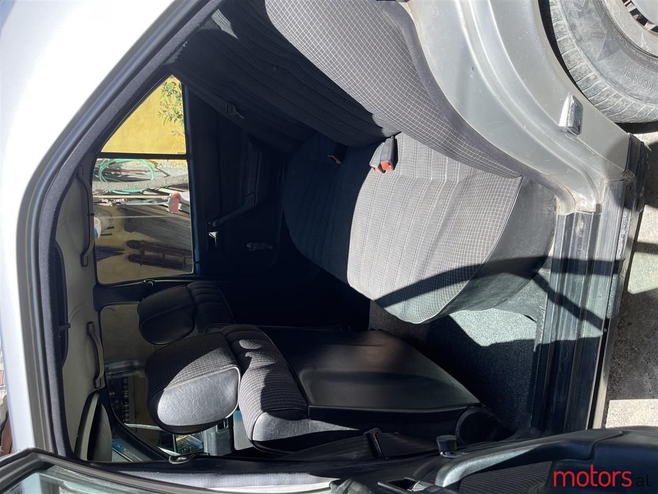 1985' Mercedes-Benz 190 photo #2