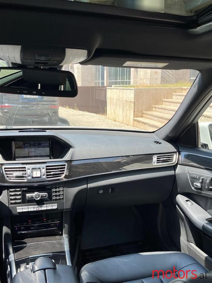 2014' Mercedes-Benz E 220 photo #4