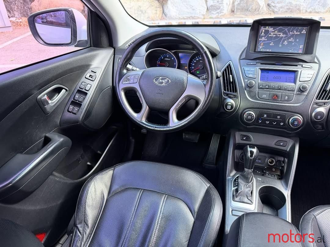 2015' Hyundai Tucson photo #5