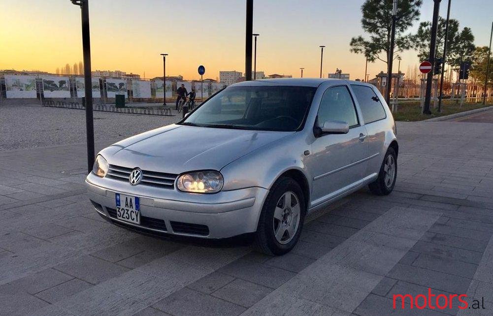 1998' Volkswagen Golf photo #1