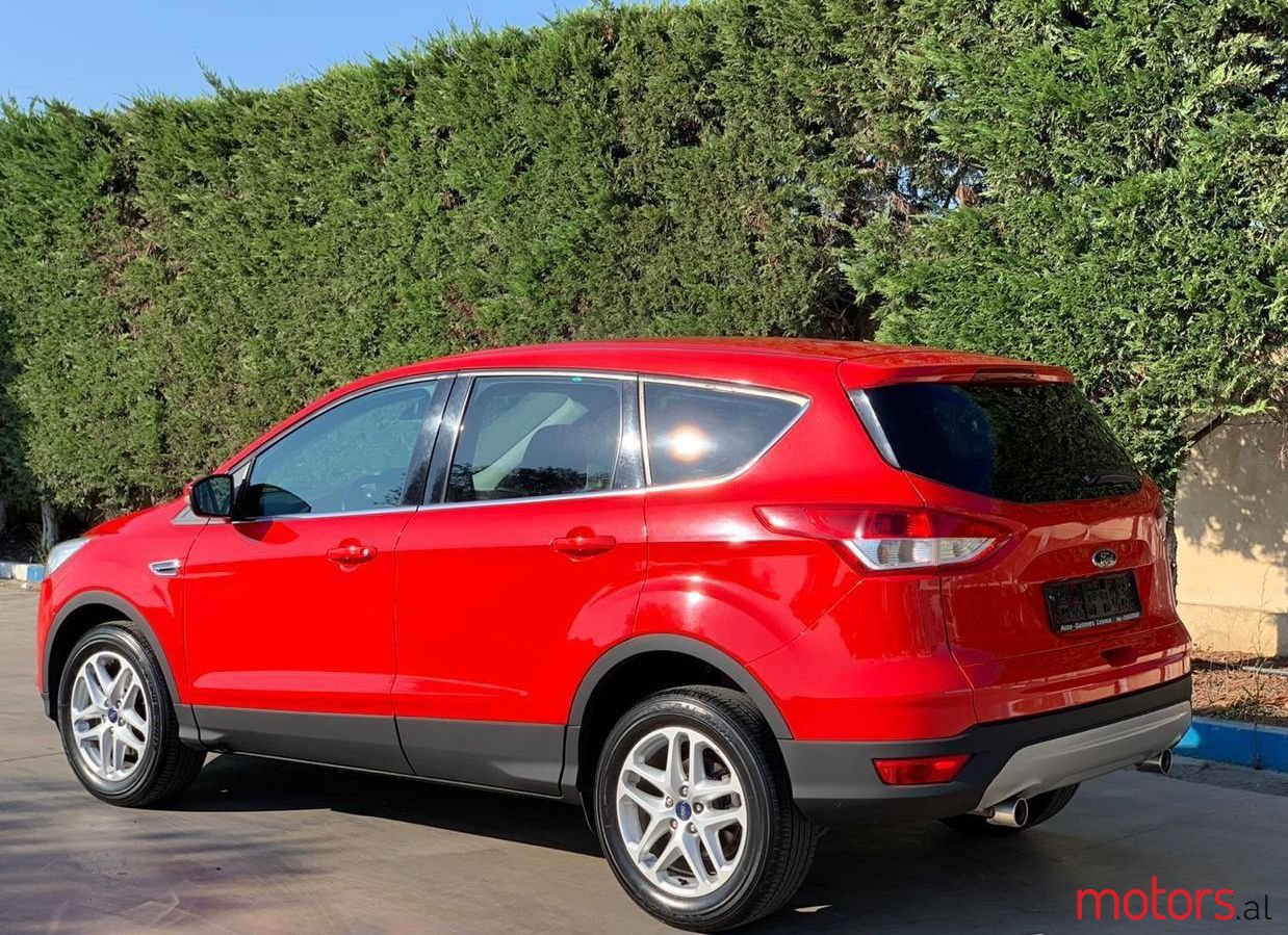 2016' Ford Kuga photo #1