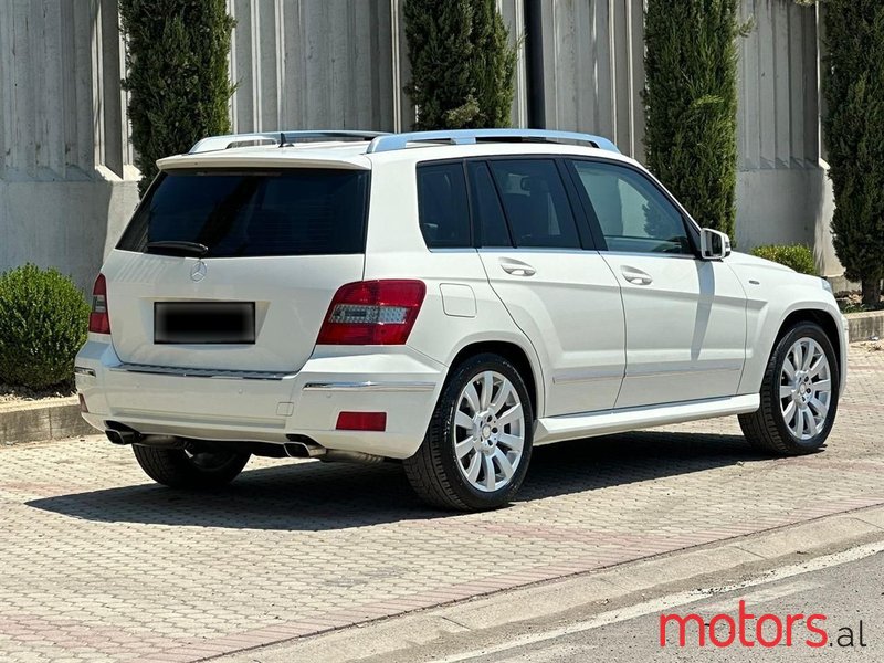 2010' Mercedes-Benz GLK 220 photo #2