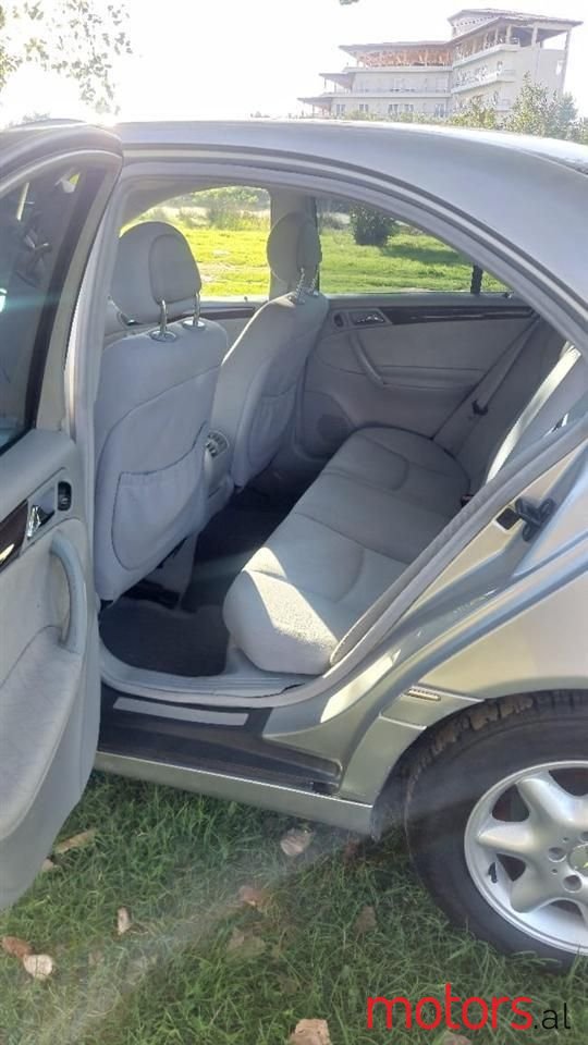 2003' Mercedes-Benz C 180 photo #4