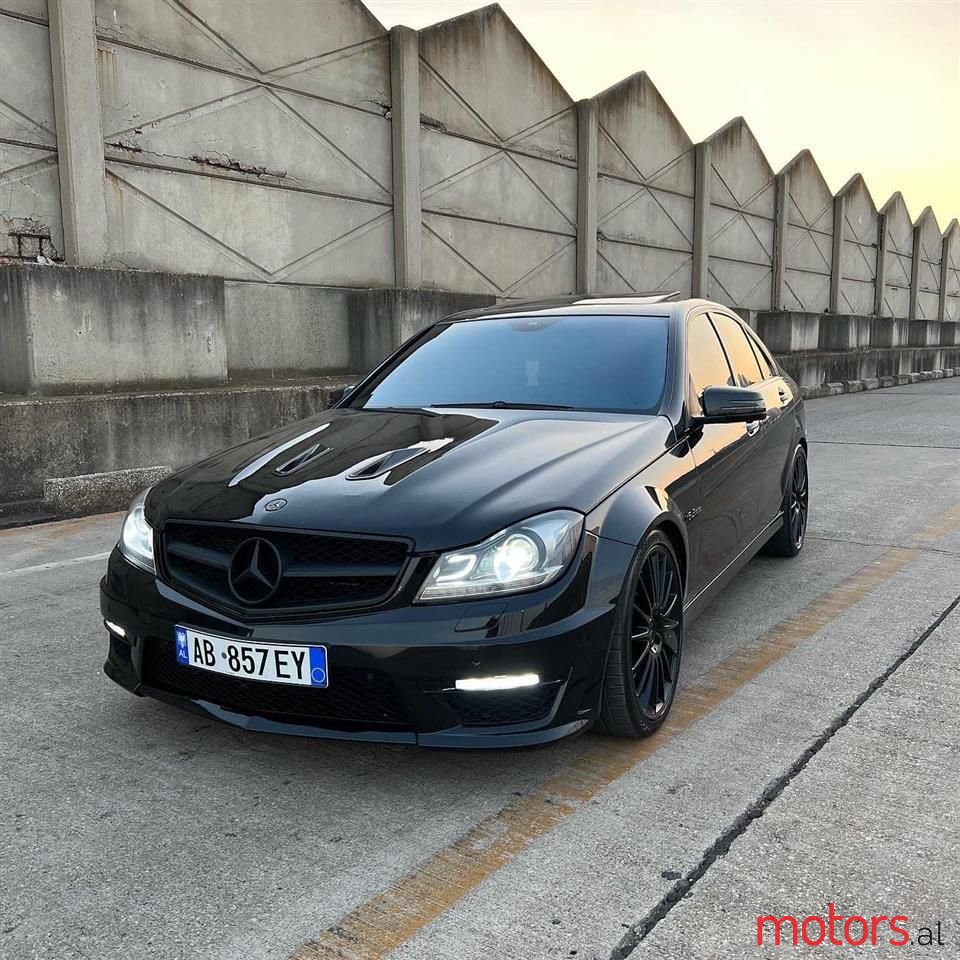 2008' Mercedes-Benz C 63 Amg photo #1