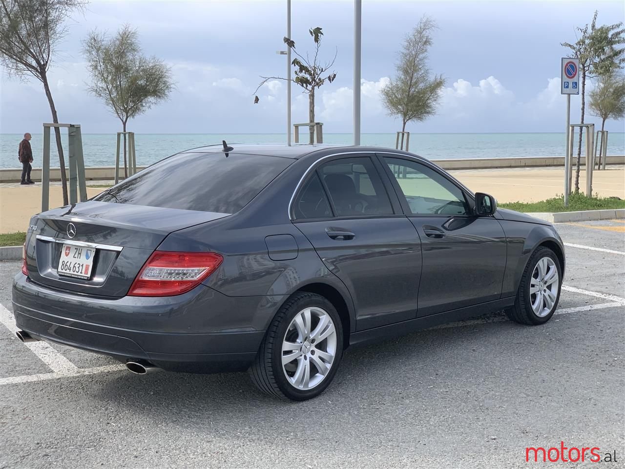 2008' Mercedes-Benz C 230 photo #4