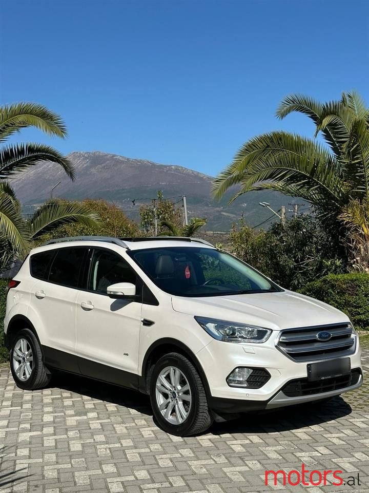 2017' Ford Kuga photo #1