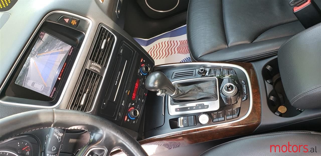 2012' Audi Q5 photo #3