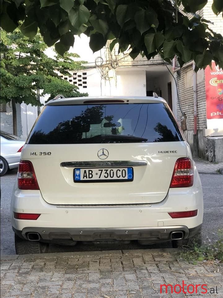 2010' Mercedes-Benz ML 350 photo #4