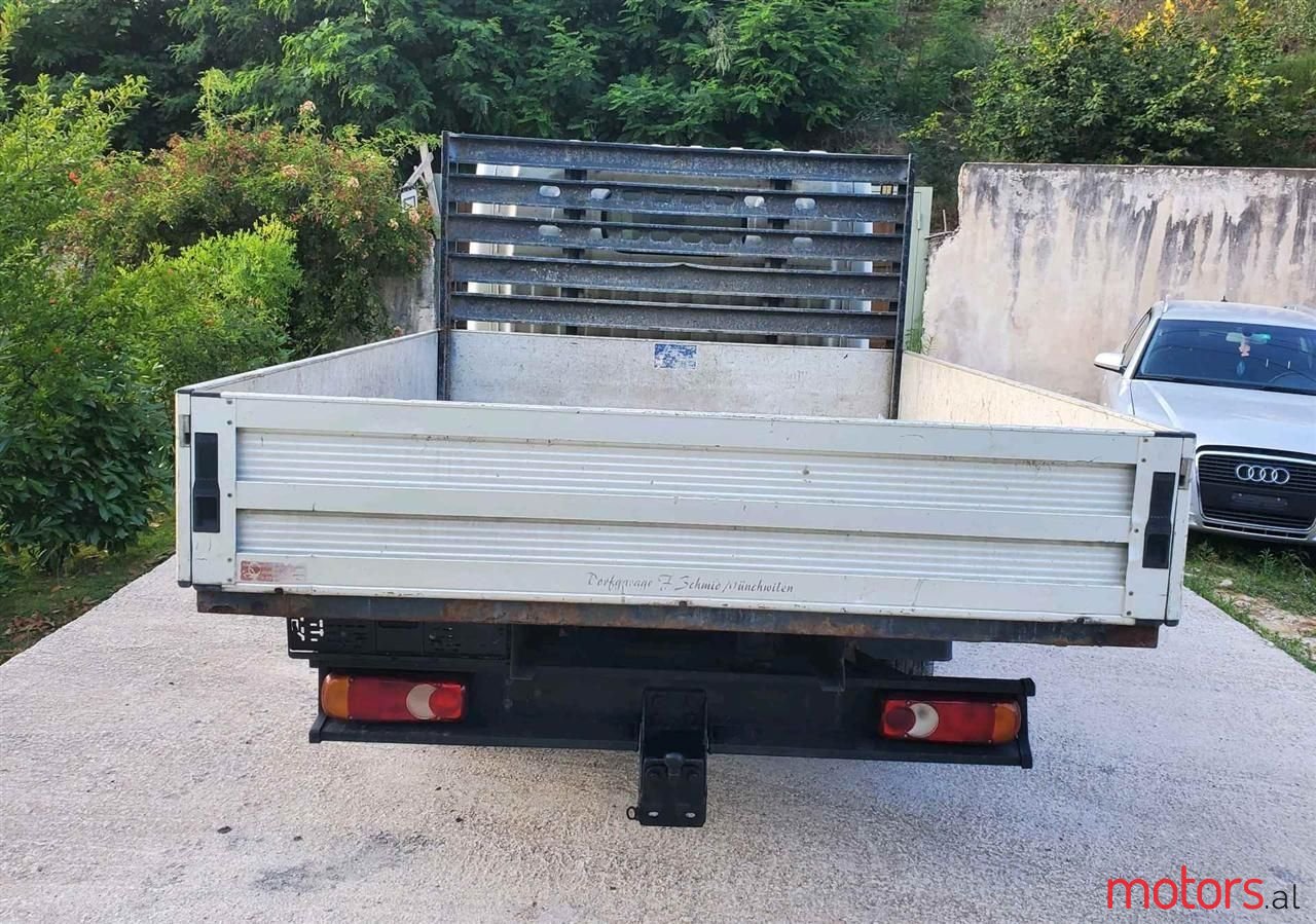 2012' Nissan Cabstar photo #6