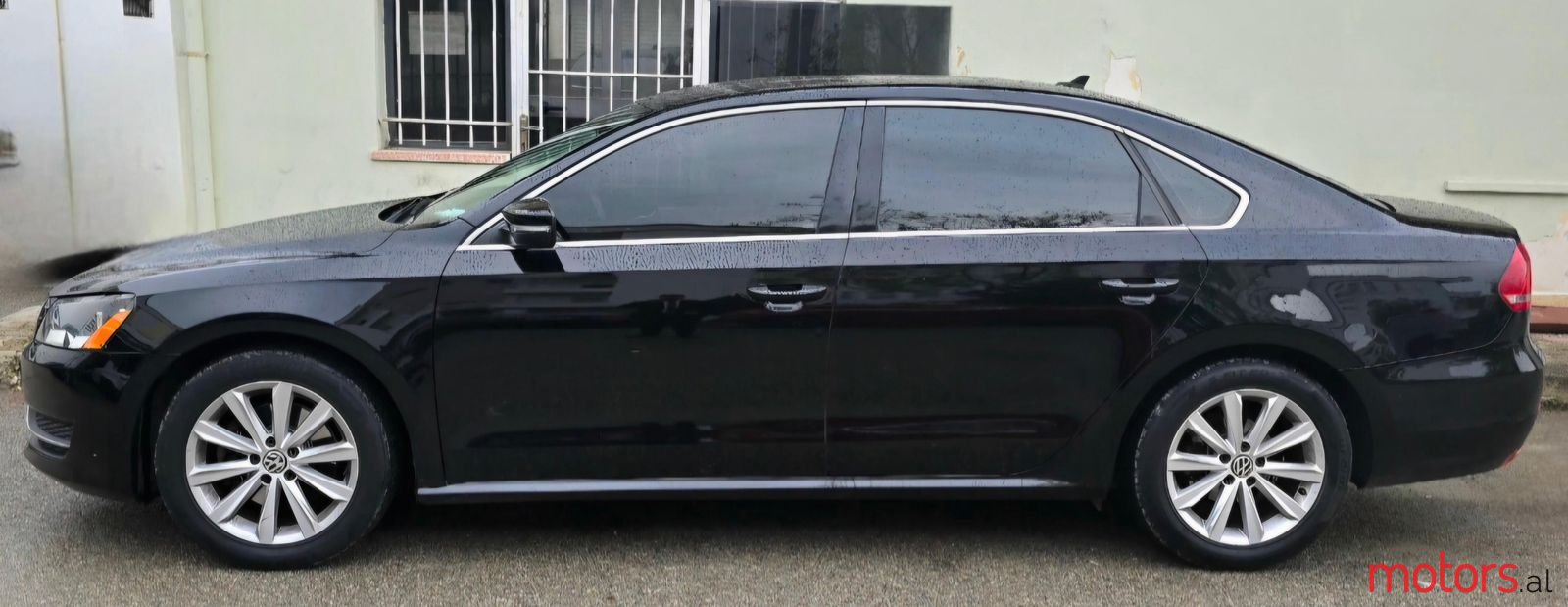2013' Volkswagen Passat photo #1