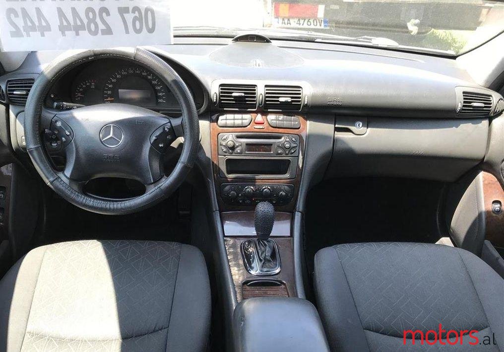 2001' Mercedes-Benz C 220 photo #2