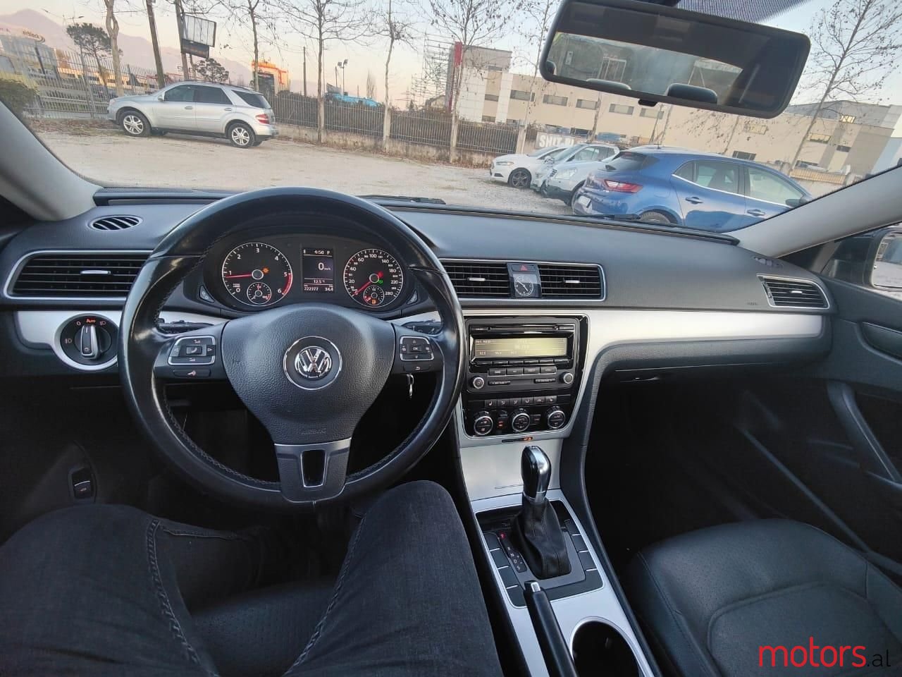 2013' Volkswagen Passat photo #4