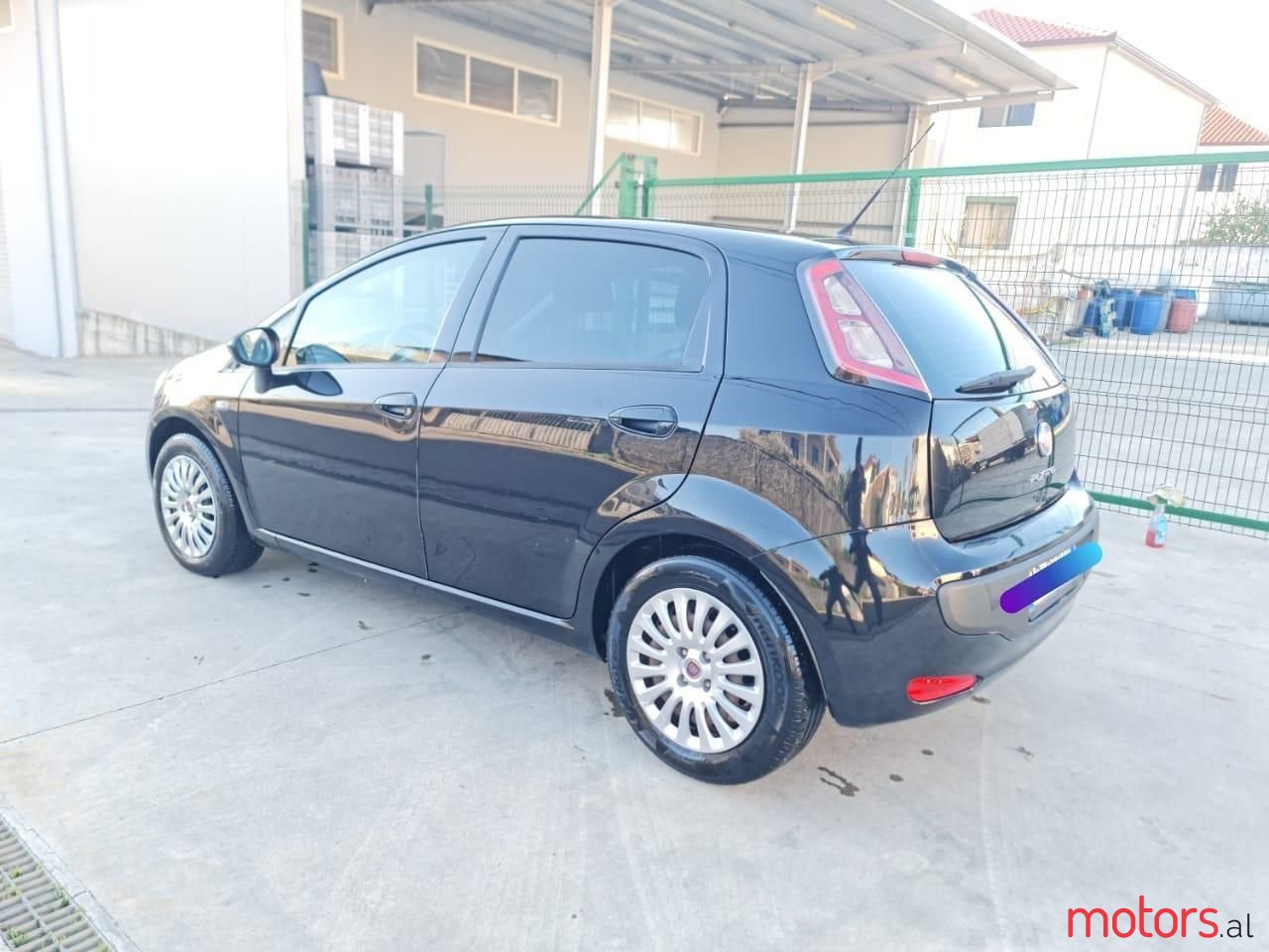 2011' Fiat Grande Punto photo #2