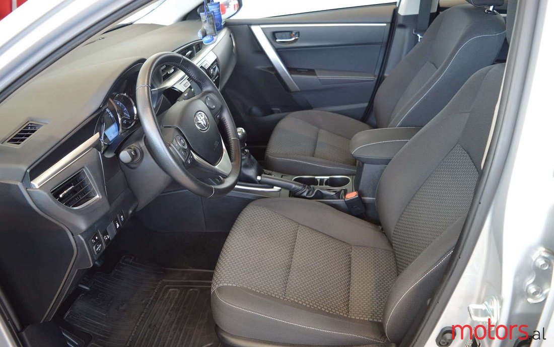 2016' Toyota Corolla photo #4