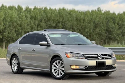 2013' Volkswagen Passat