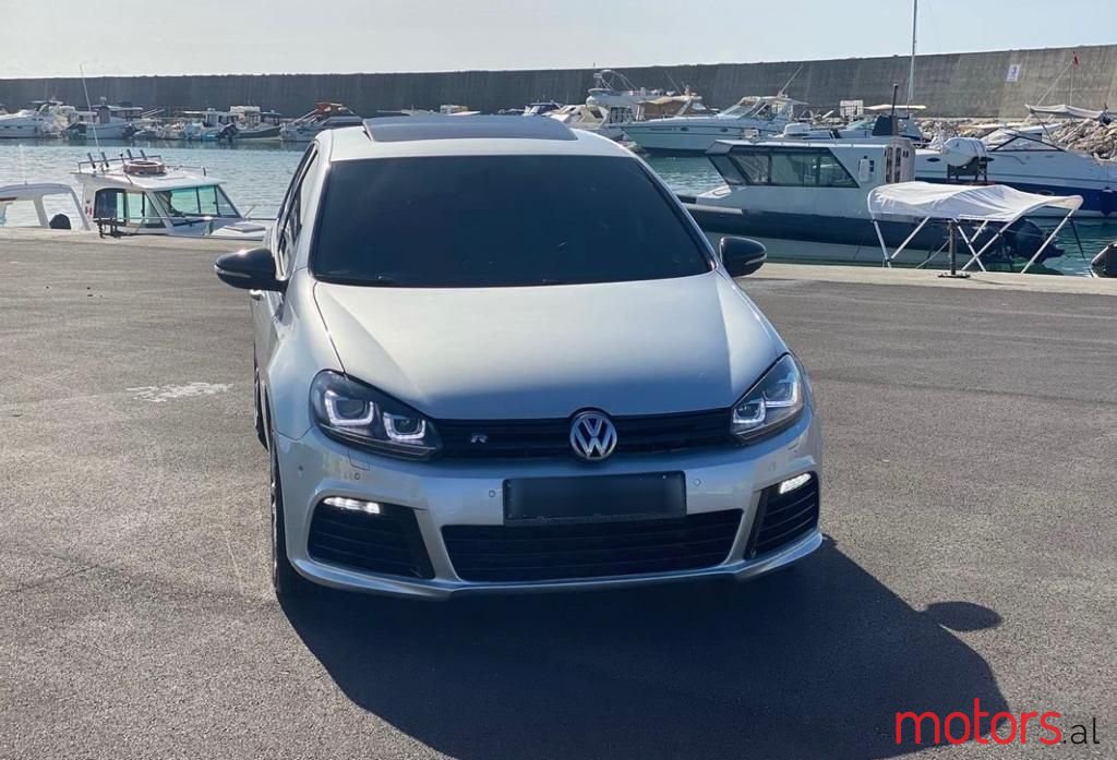 2012' Volkswagen Golf photo #5