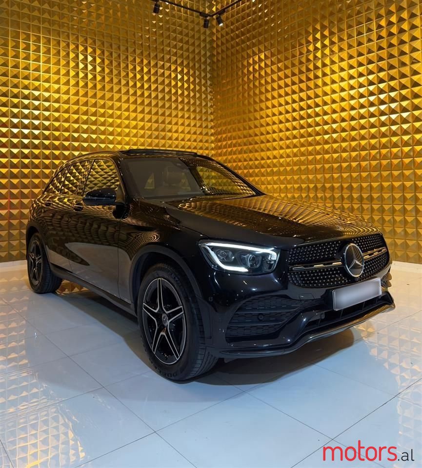 2020' Mercedes-Benz GLC 220 photo #3