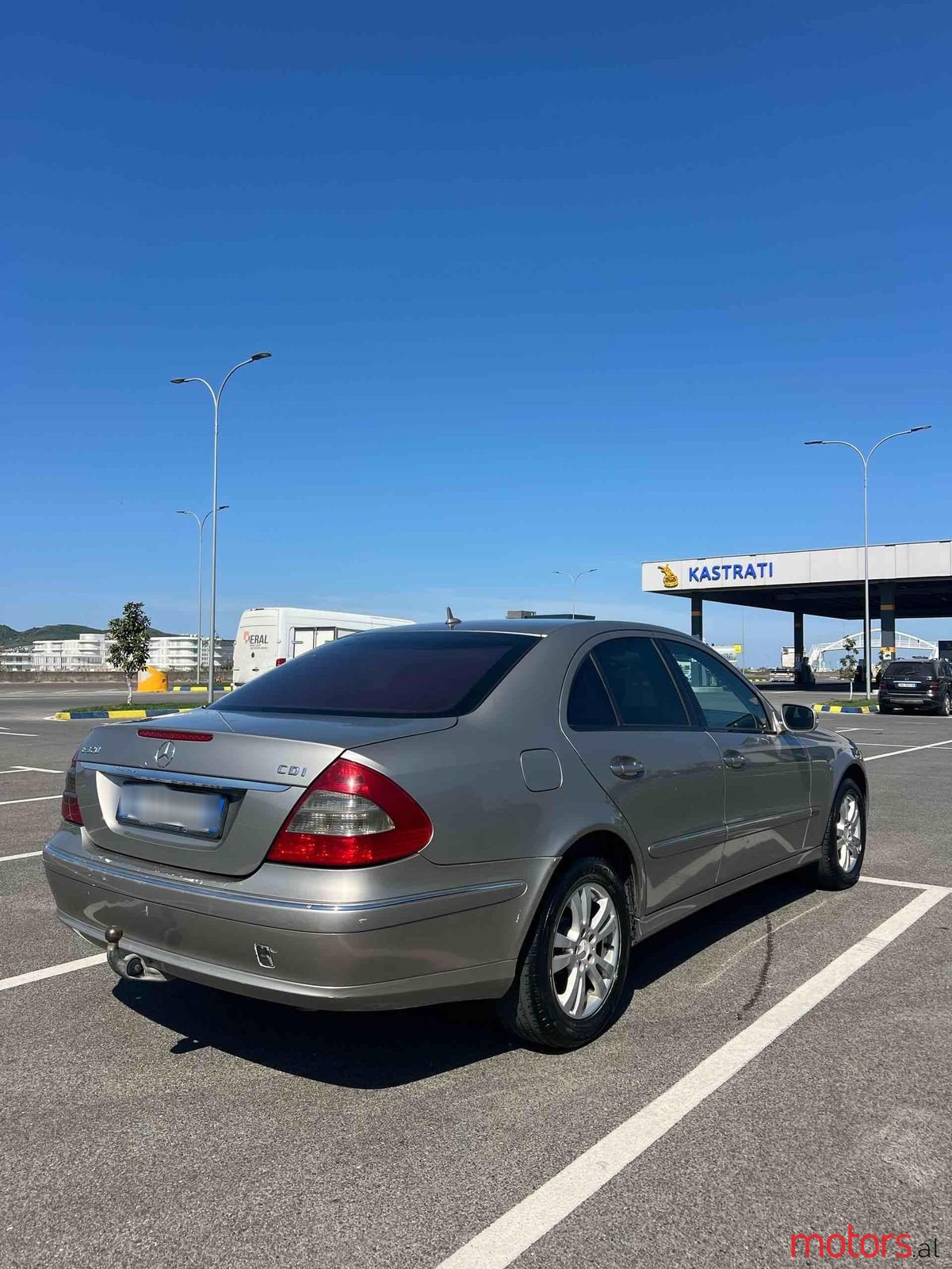 2006' Mercedes-Benz E 320 photo #6