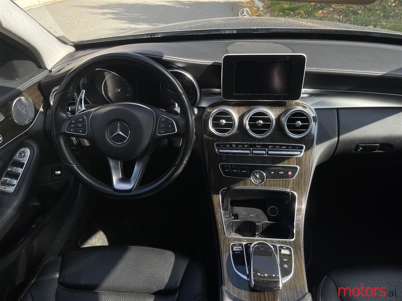 2015' Mercedes-Benz C 300 photo #5