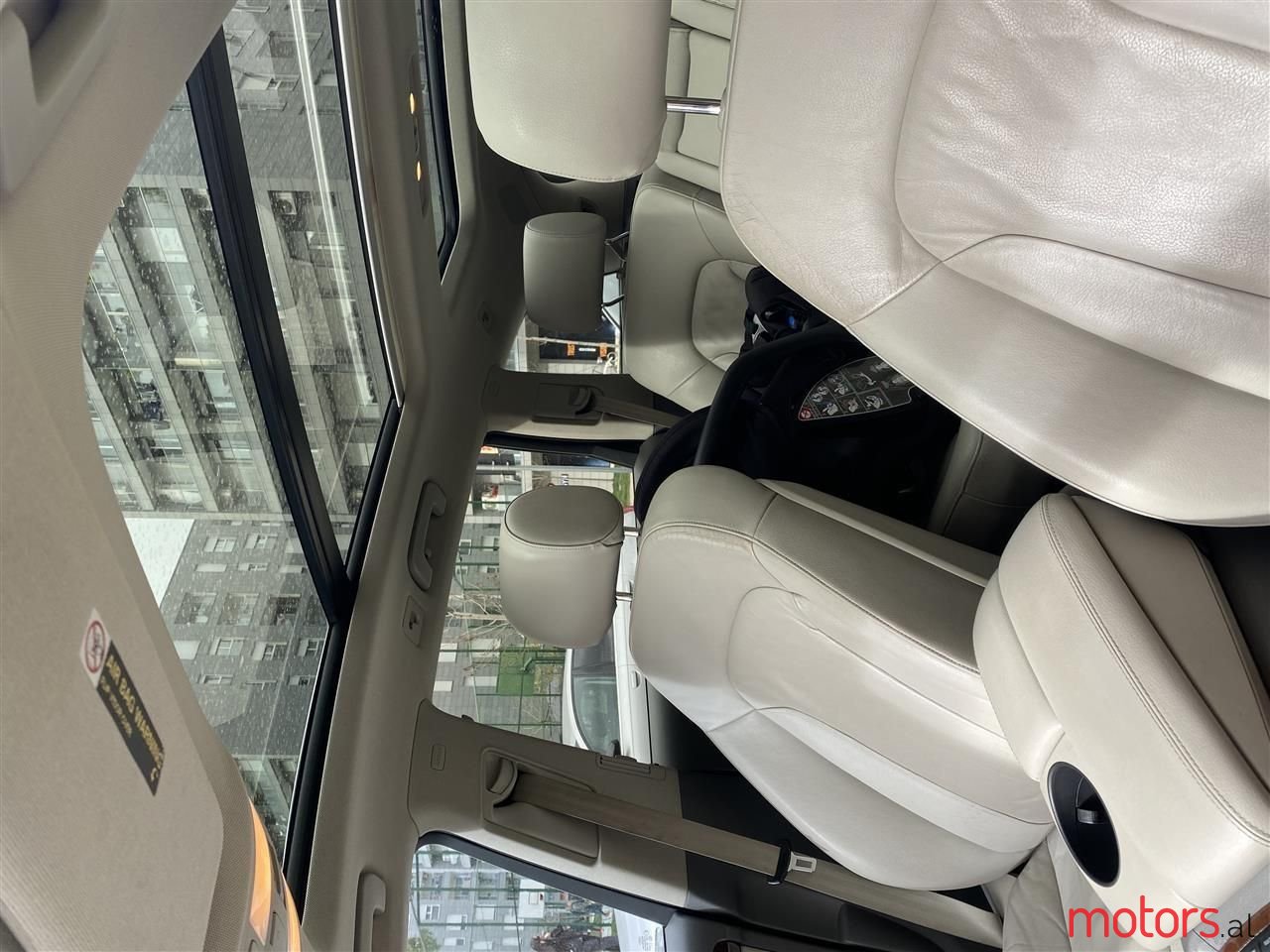 2011' Audi Q7 photo #5