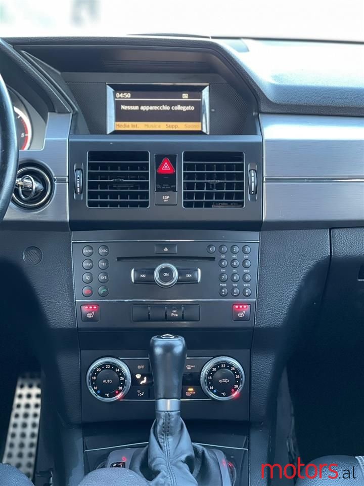 2010' Mercedes-Benz GLK 220 photo #2