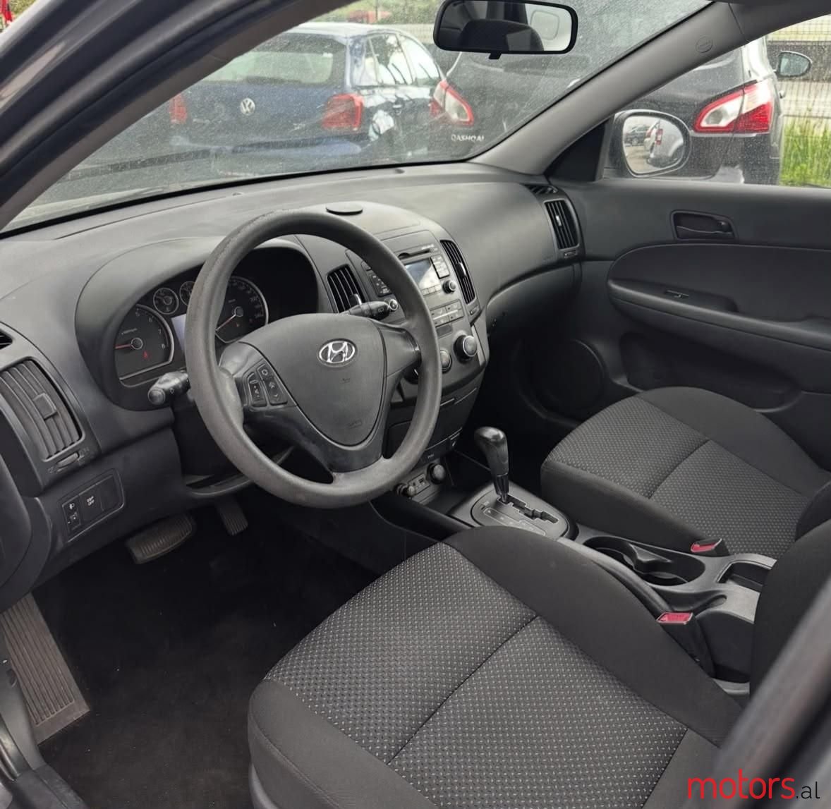 2011' Hyundai i30 photo #6