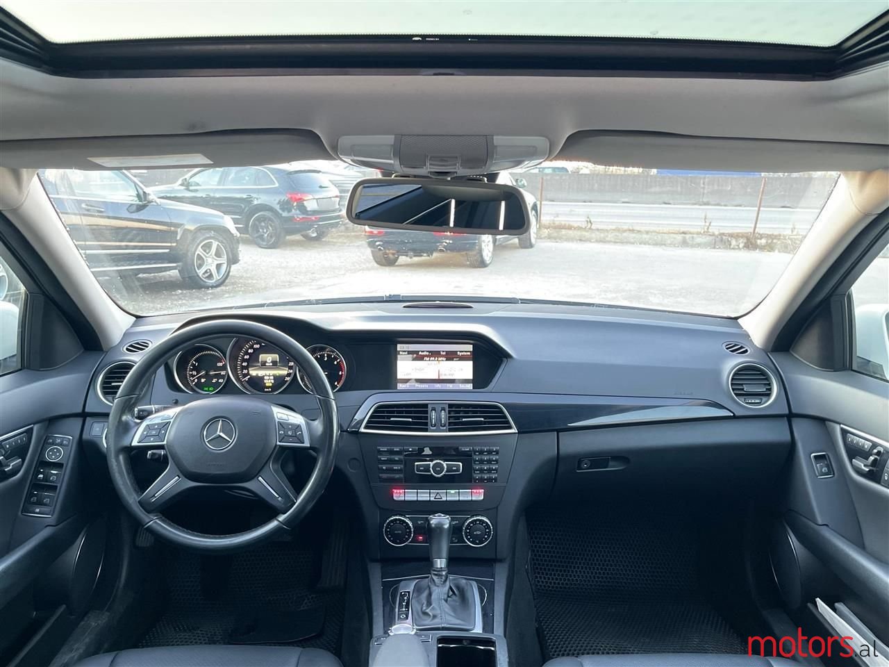 2013' Mercedes-Benz C 220 photo #6