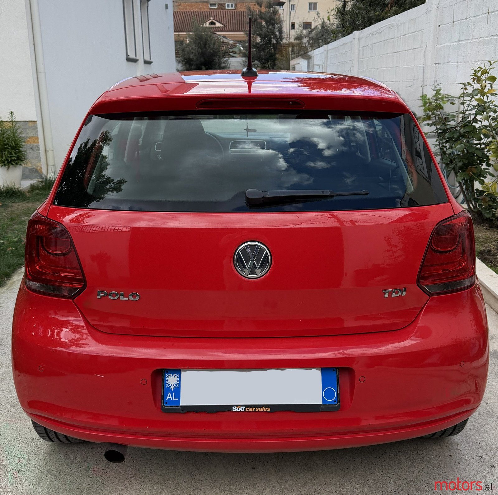 2012' Volkswagen Polo photo #3