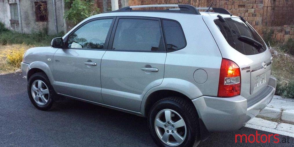 2005' Hyundai Tucson photo #2