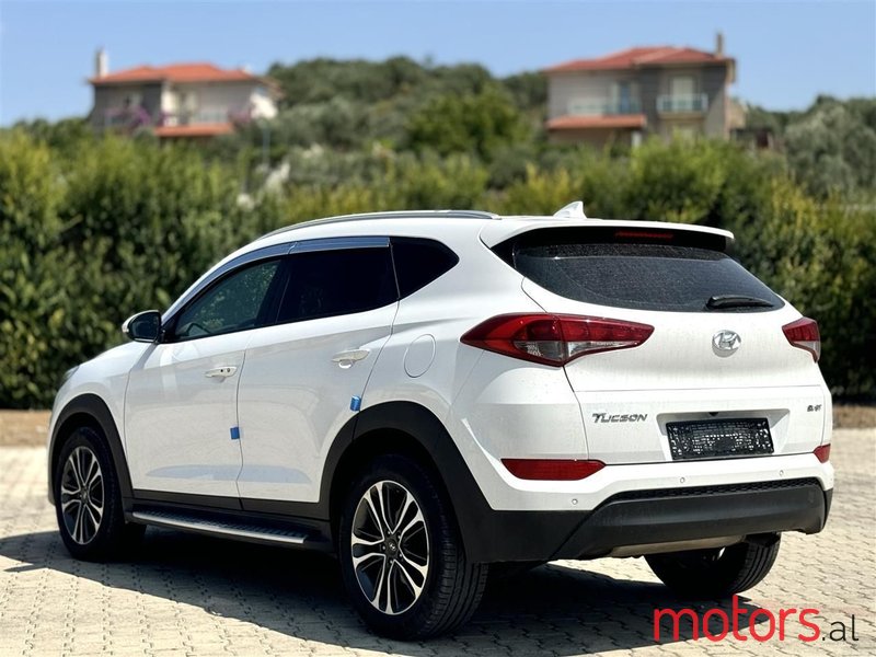 2016' Hyundai Tucson photo #6