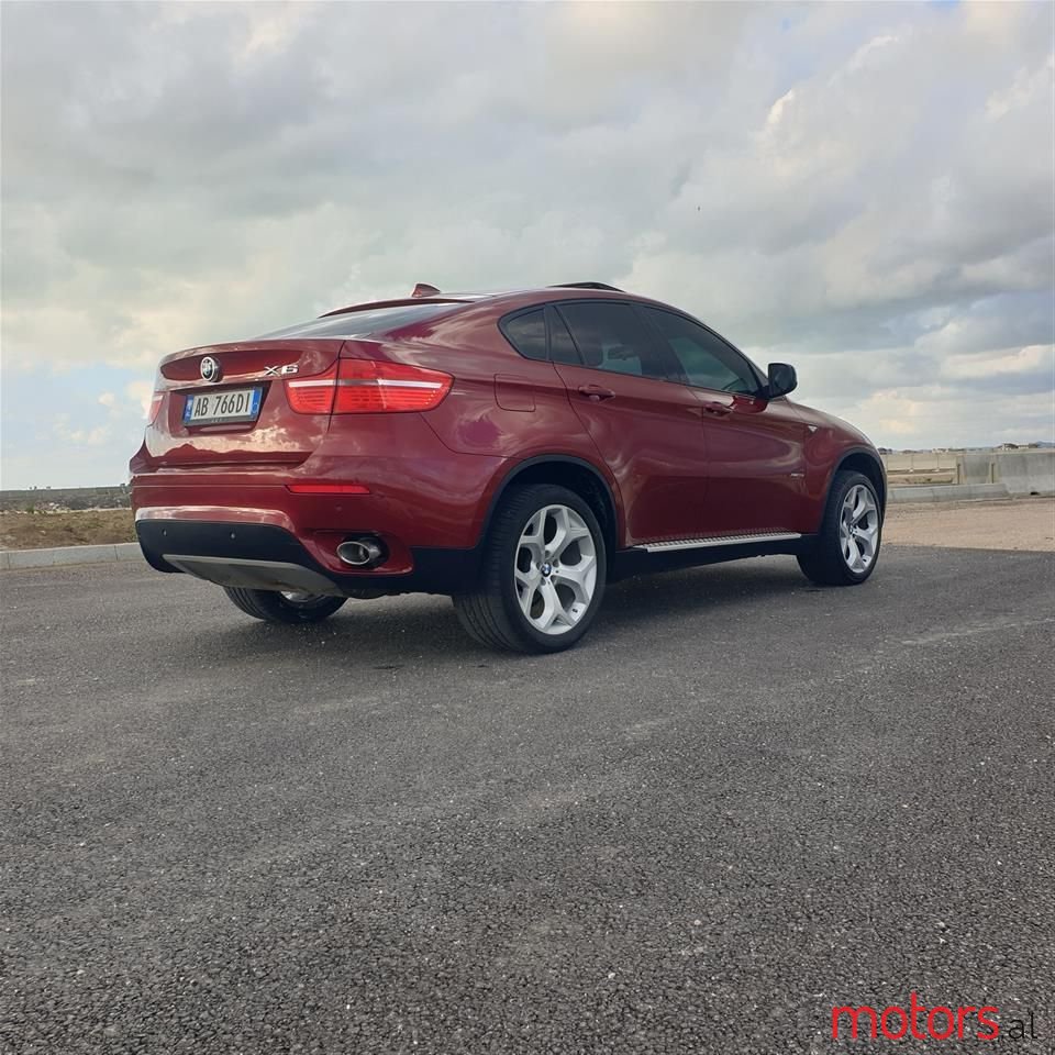 2010' BMW X6 M photo #1