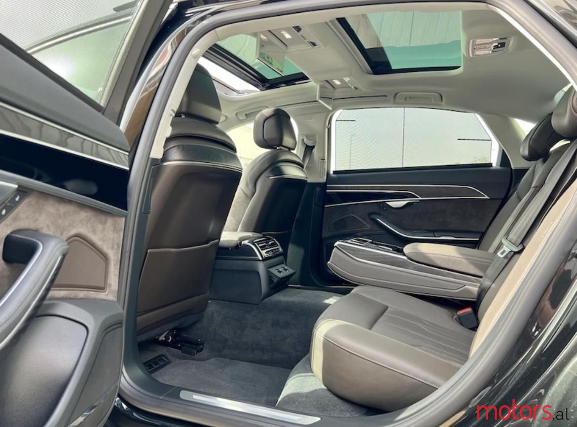 2019' Audi A8 photo #3
