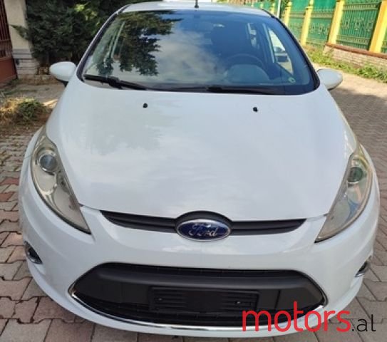 2010' Ford Fiesta photo #1