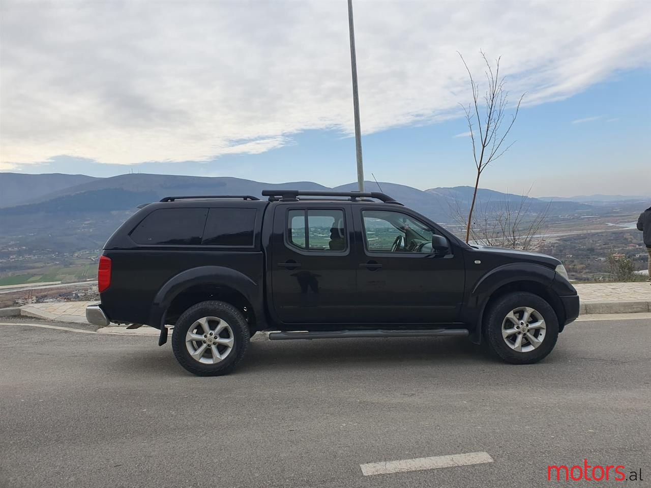 2006' Nissan Navara photo #6