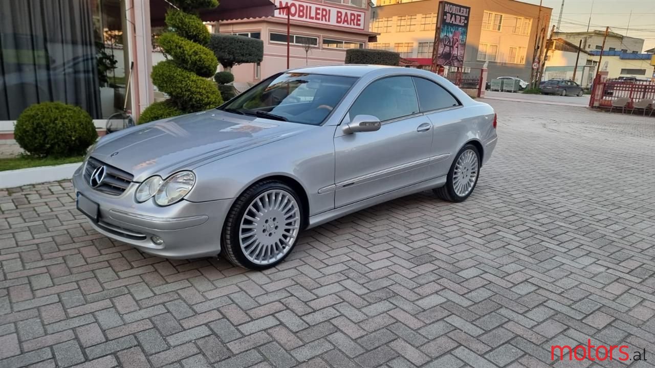2004' Mercedes-Benz CLK 270 photo #2