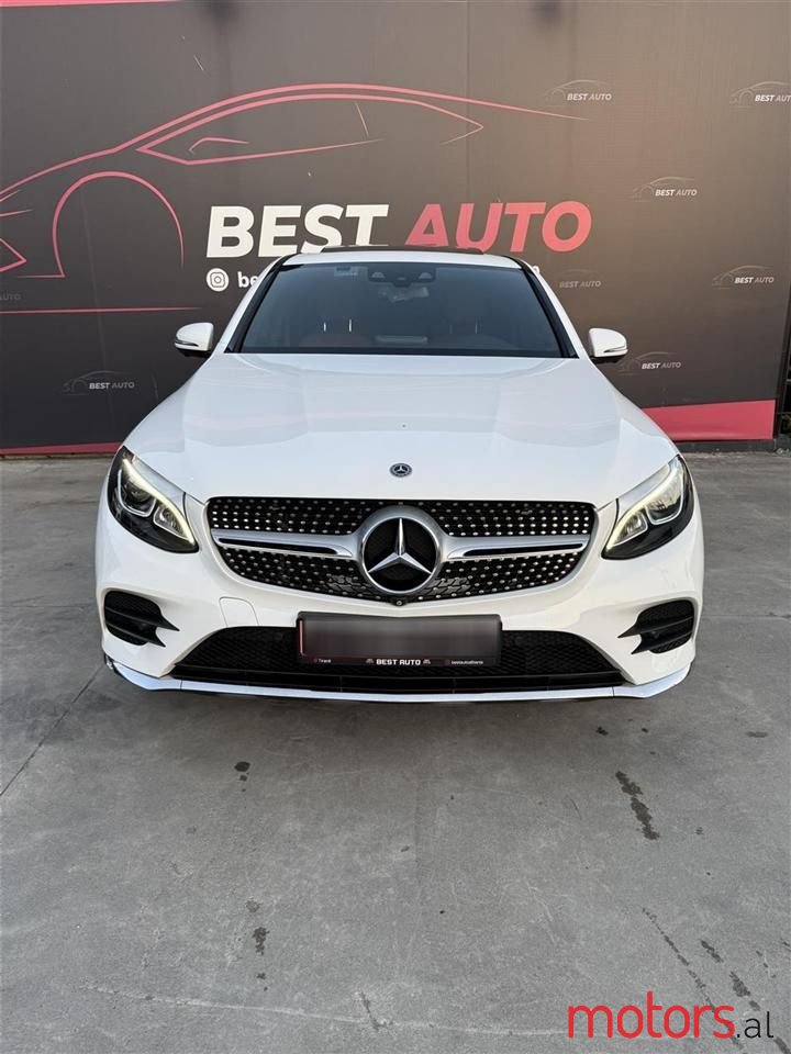 2017' Mercedes-Benz GLC 220 photo #4