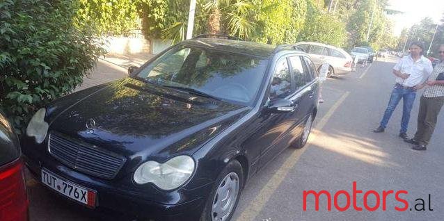 2003' Mercedes-Benz C-Class photo #2
