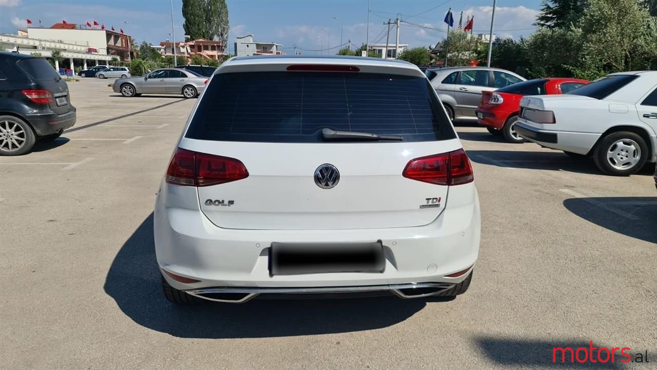 2013' Volkswagen Golf photo #3