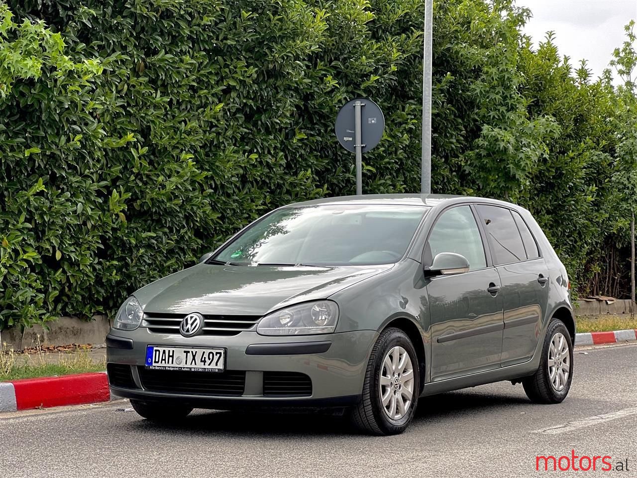 2006' Volkswagen Golf photo #5