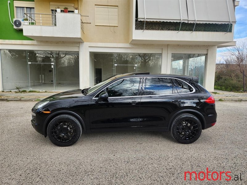 2014' Porsche Cayenne photo #6