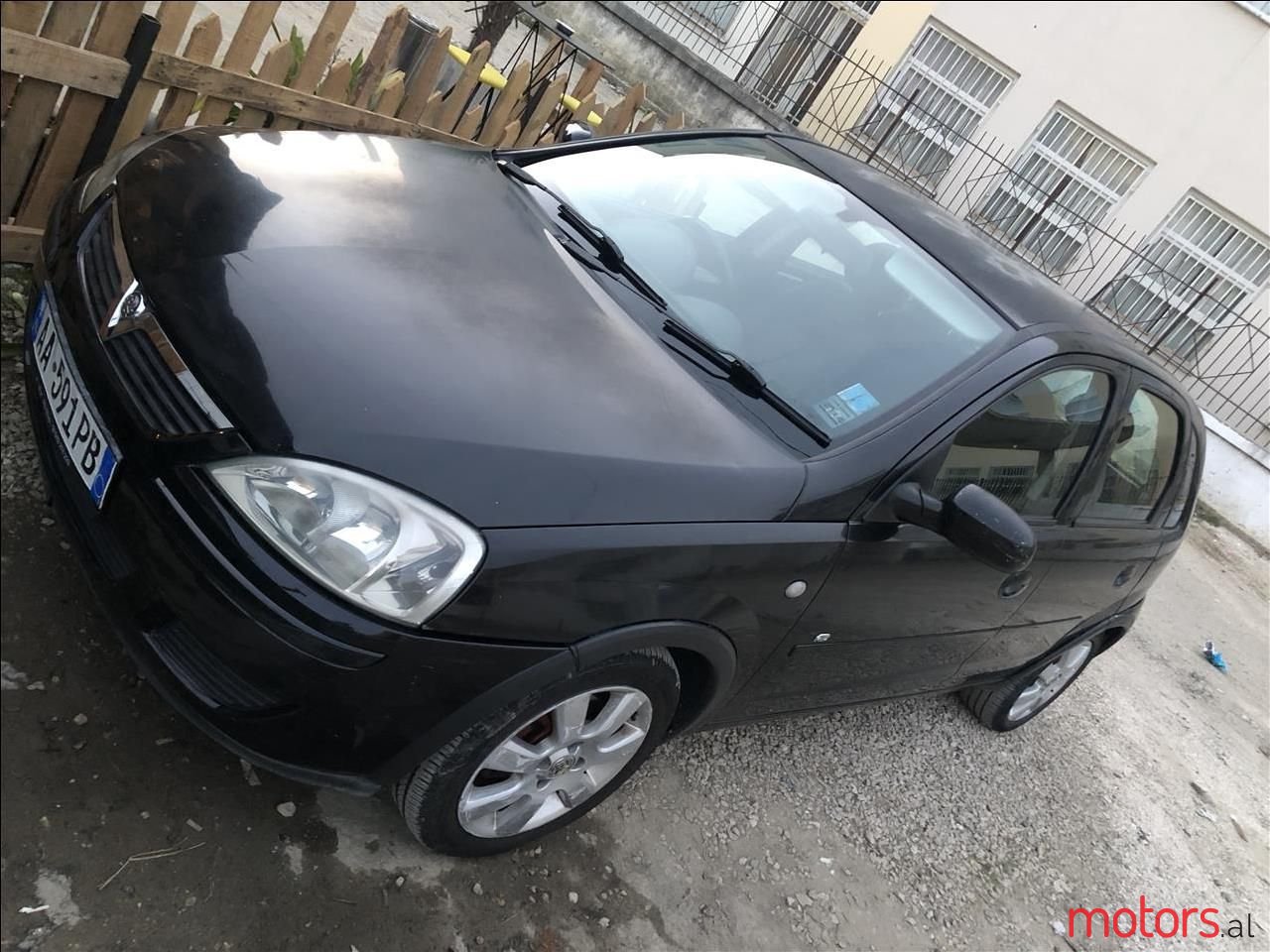 2005' Opel Corsa photo #2