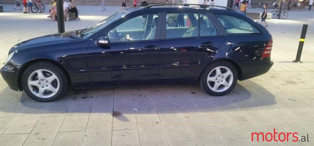 2003' Mercedes-Benz 220 photo #2