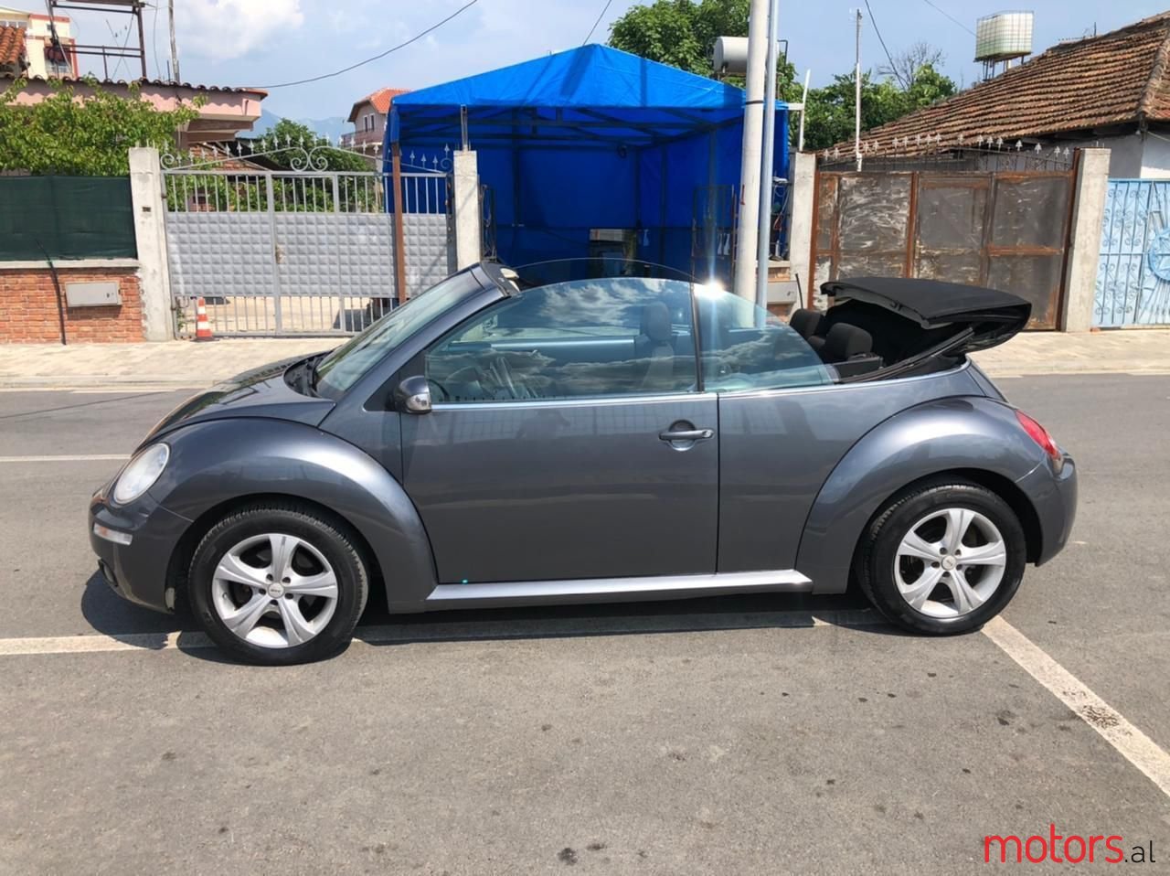 2007' Volkswagen Beetle photo #1