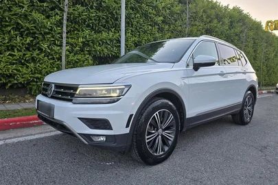 2018' Volkswagen Tiguan