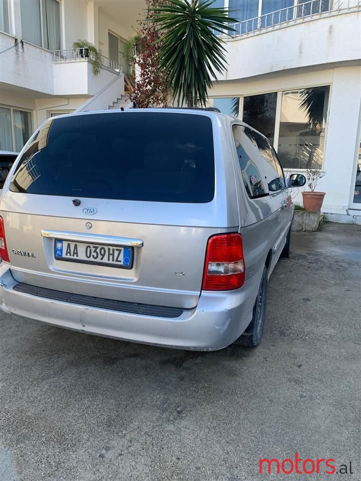 2006' Kia Carnival photo #3