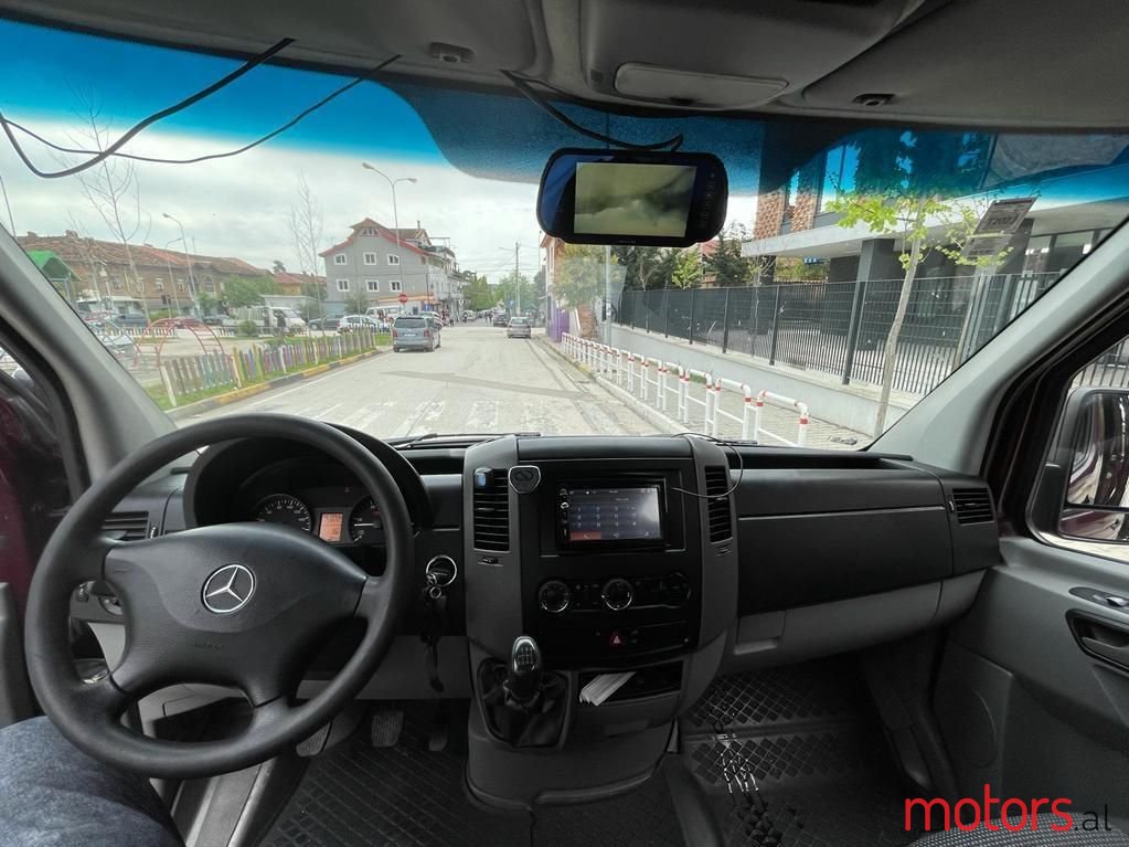 2009' Mercedes-Benz 300 photo #4