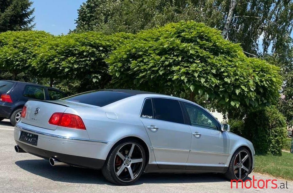 2006' Volkswagen Phaeton photo #1