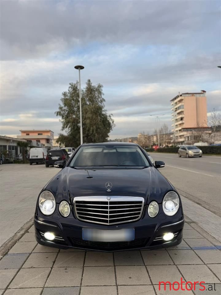 2007' Mercedes-Benz E 300 photo #5