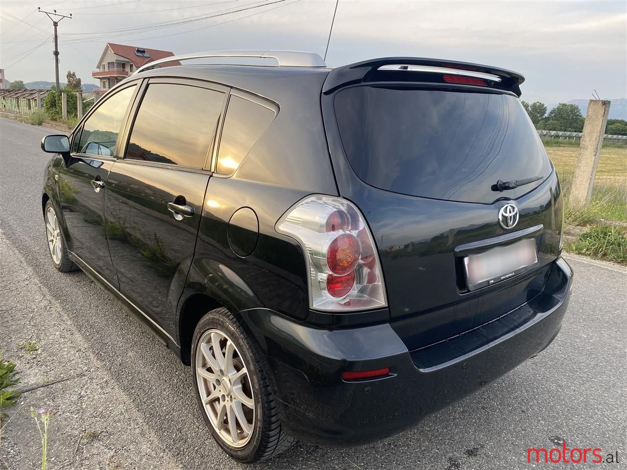 2005' Toyota Corolla Verso photo #3